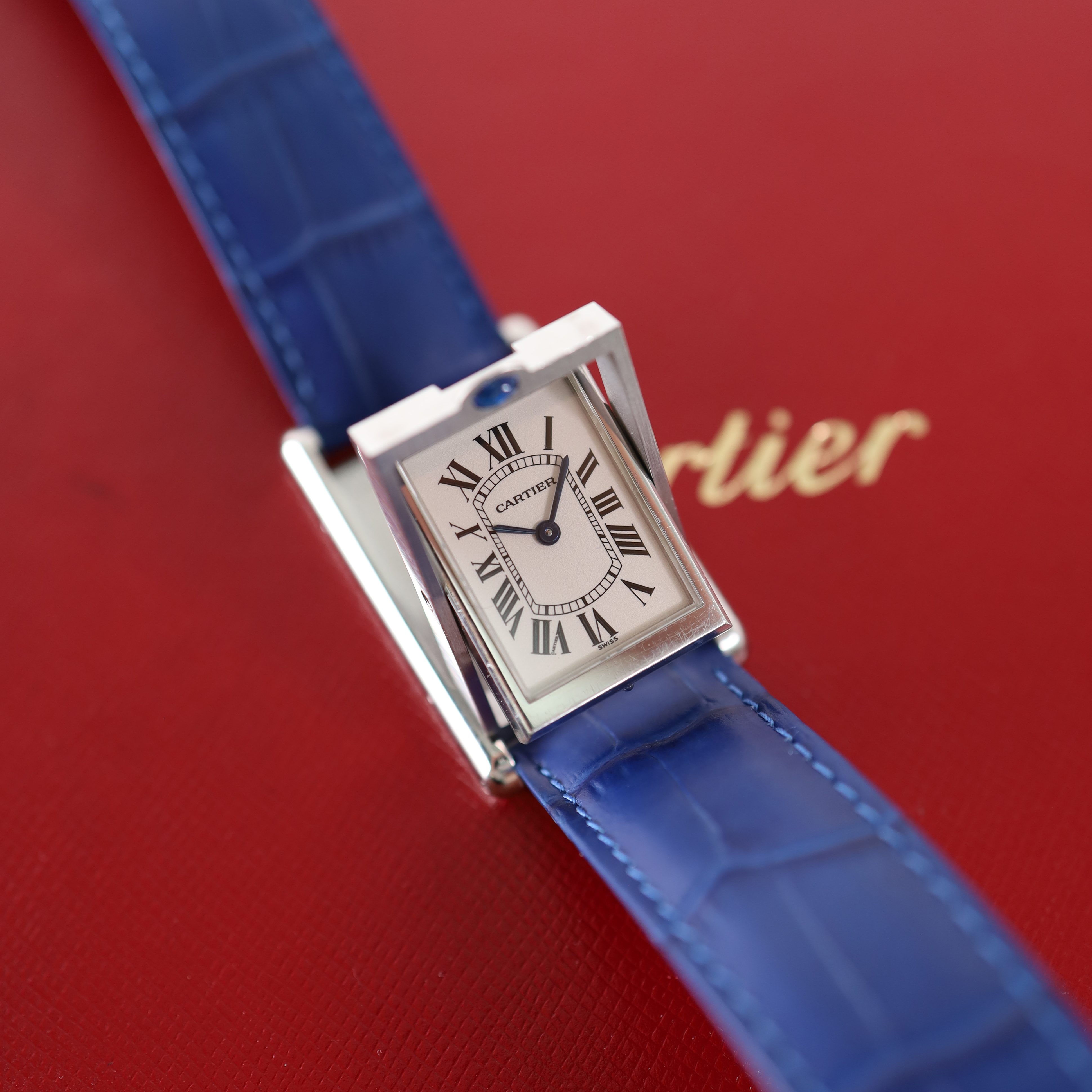 Tank Basculante Quartz Cartier Sold watches Juwelier Burger